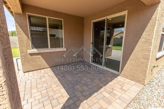 Building Photo - 18295 W Saguaro Ln