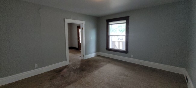 Building Photo - 7 Bedroom Near Michigan Union | JOIN THE W...