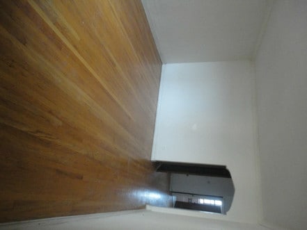Building Photo - 2542 W Summerdale Ave
