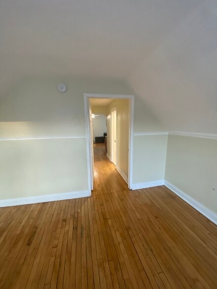 Building Photo - 2453 N Lorel Ave