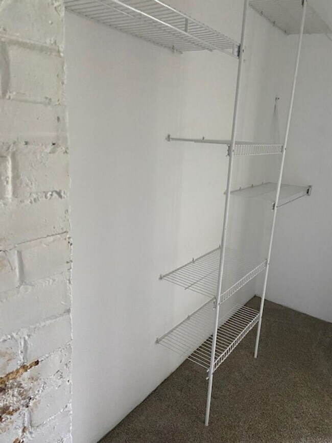 Building Photo - Beautiful 3brm, 2bath Home in Heart of Burns!!