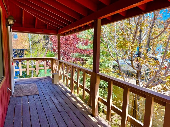 Building Photo - Charming Mountain Cabin with Loft in Lake of the Woods – $200 Move-In Special!