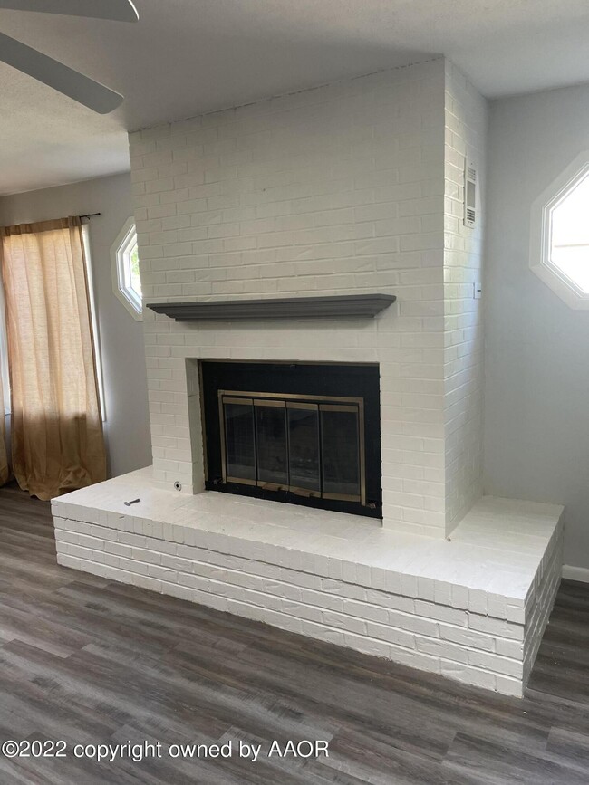 Building Photo - 3414 Meadow Dr