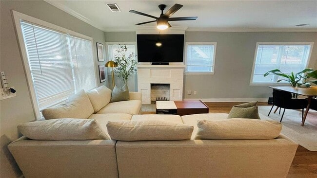 Building Photo - 2507 Ryne St NW