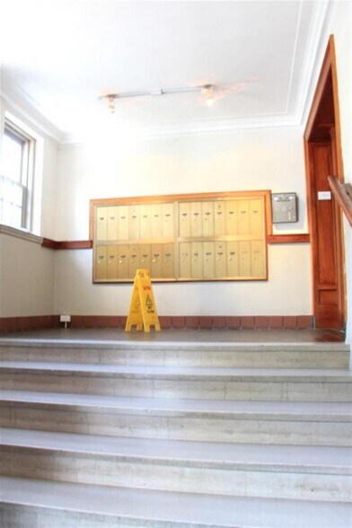 Building Photo - 361 Harvard St