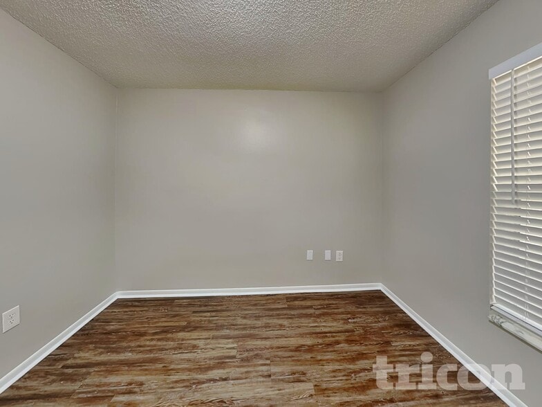 Building Photo - 1488 Country Mansion Ct