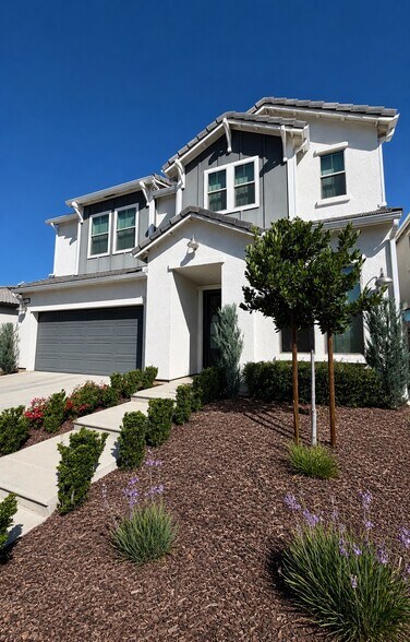 Building Photo - 11449 N Via Campagna Dr