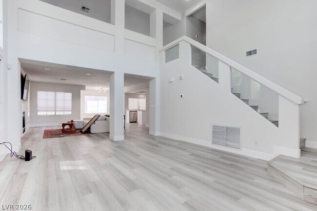Building Photo - 1 Rising Sun Ct