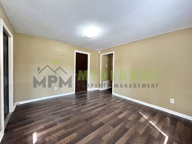 Building Photo - 2304 Ervin St