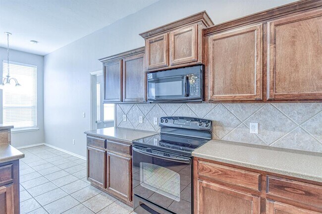 Building Photo - 18012 Andalucia Dr