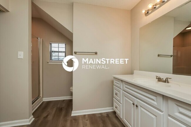 Building Photo - 3 Bedroom Pet-Friendly Home in Gallatin, TN with Main Street Renewal