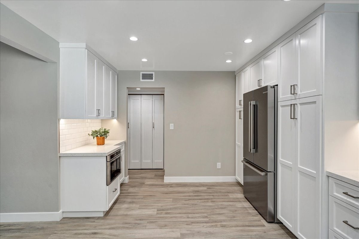 Building Photo - 5346 Tyrone Ave