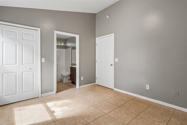 Building Photo - 5518 Pinto Way