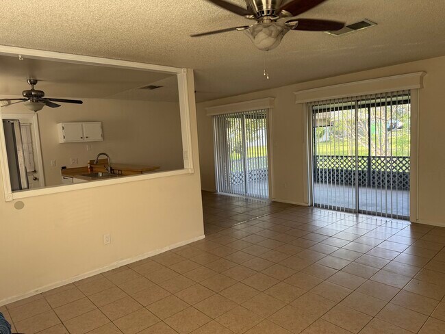 Building Photo - 10859 Wilderness Ct