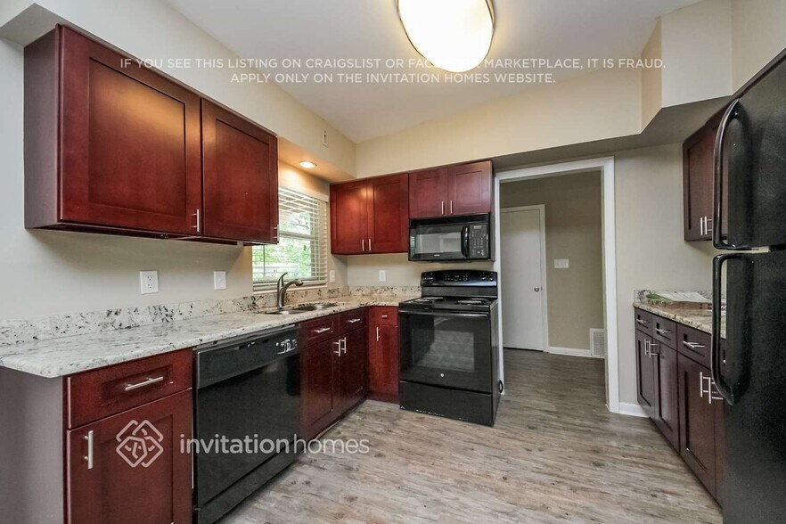 Building Photo - 1790 Viburnum Ln