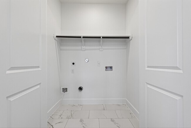 Building Photo - 4333 Avron Dr