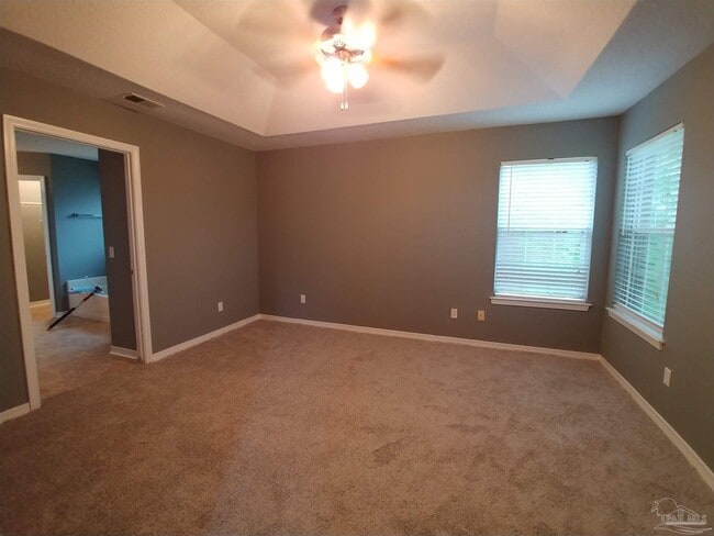 Building Photo - 6024 Yellow Rose Dr