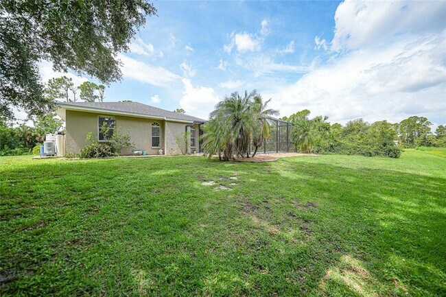 Building Photo - 2880 Vogler Ln