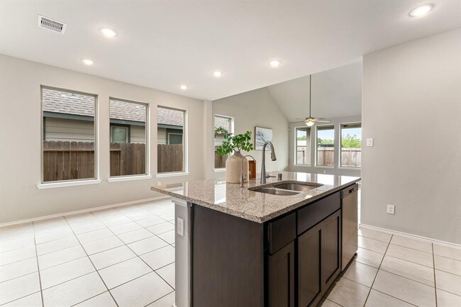 Building Photo - 5014 Aspen Orch Dr