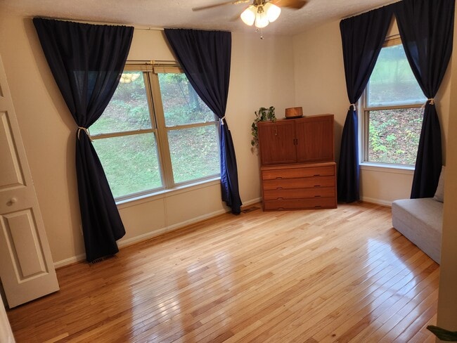 Building Photo - 651 Tulip Poplar Dr