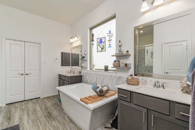 Building Photo - 21207 Rabbitbrush Ct