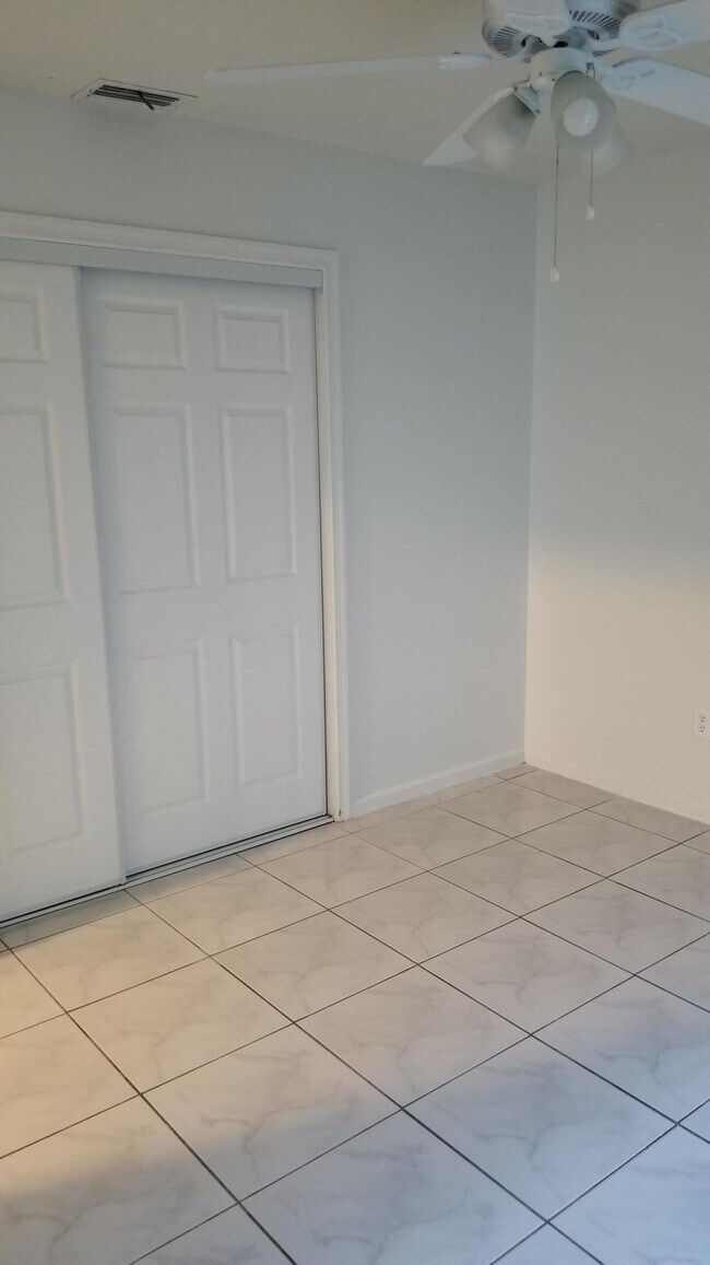 Building Photo - 14507 Larkspur Ln