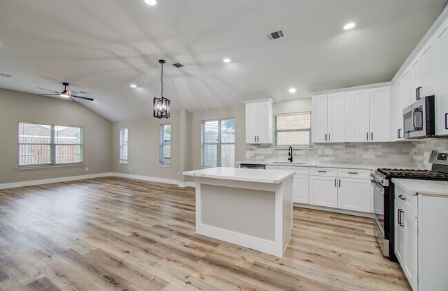 Building Photo - 4506 Knights Ct