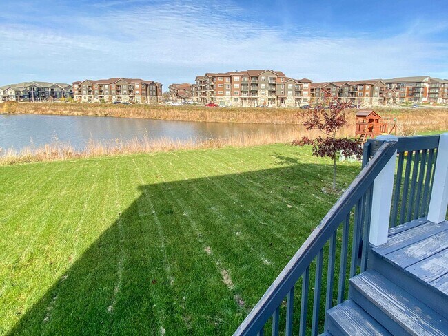 Building Photo - 9626 Sweet Autumn Dr