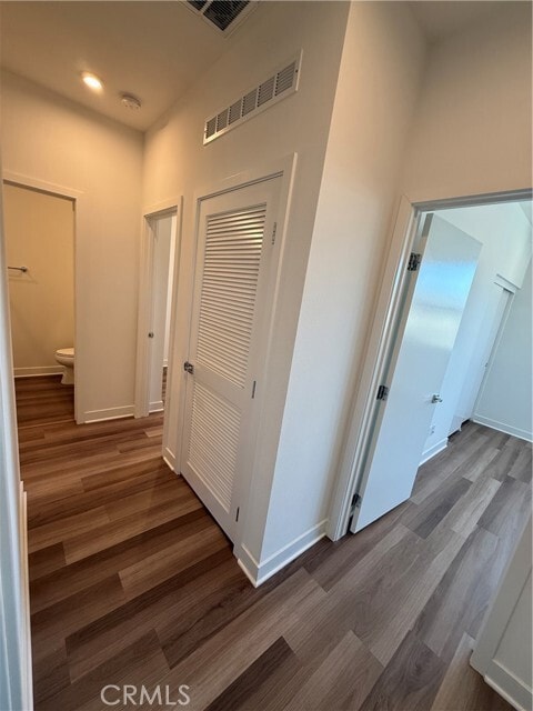 Building Photo - 1522 W Bushell St