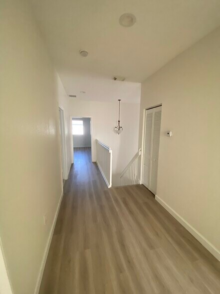 Building Photo - 2862 SW 145th Ave