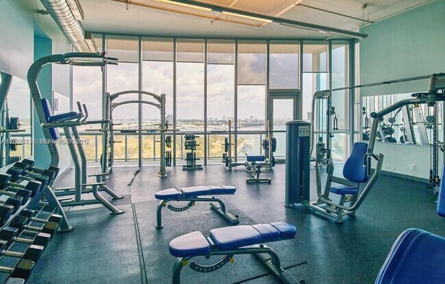 Building Photo - 888 Biscayne Blvd