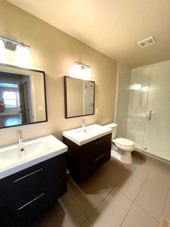 Building Photo - Great home in NE Bend!  New listing!