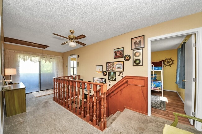 Building Photo - 17018 Water Oak Dr