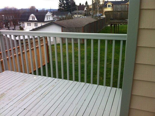 Building Photo - 5113 S 3rd Ave