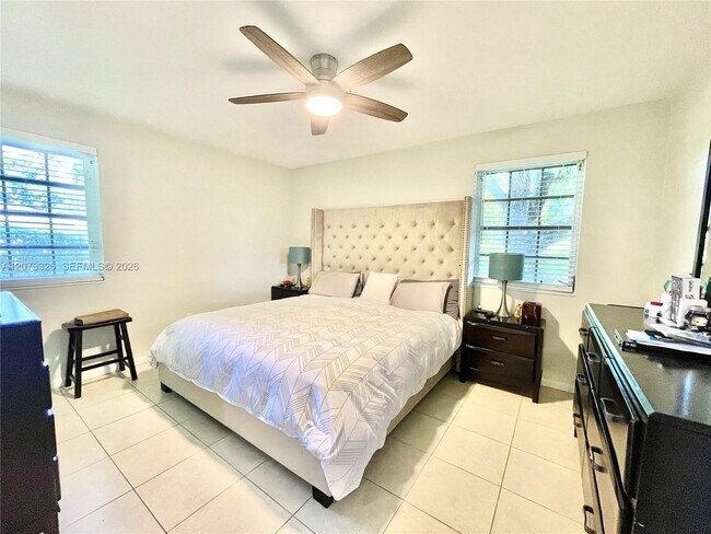 Building Photo - 8522 SW 148th Terrace