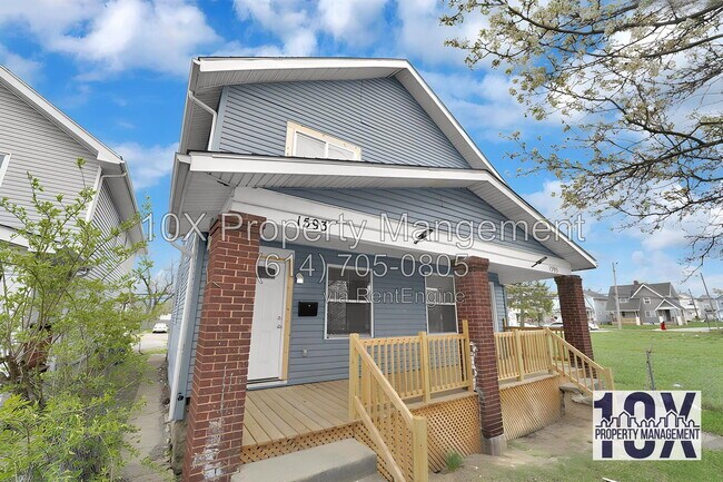 Building Photo - 1593 Cleveland Ave