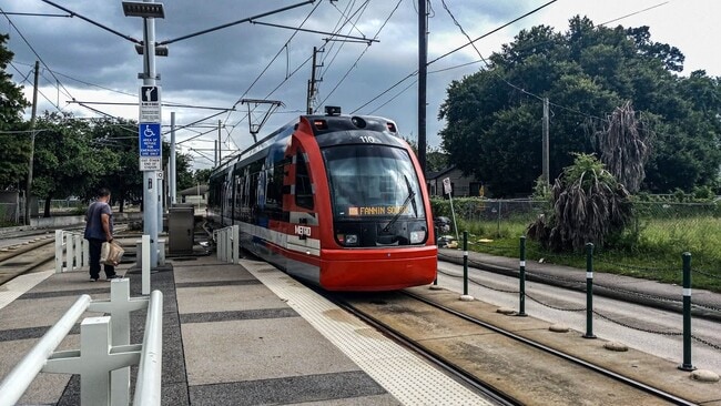 Building Photo - 407 Fairbanks St