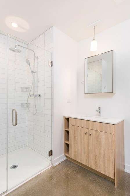 Building Photo - 1522 W Monroe St