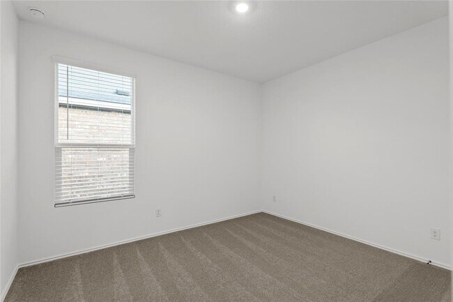 Building Photo - 172 Rodney Boat Rd