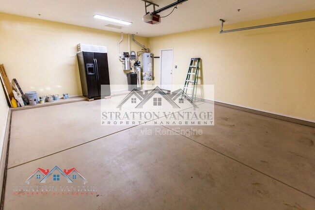 Building Photo - 12687 W Lowden Rd