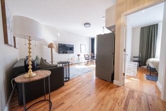 Building Photo - 245 W 113th St