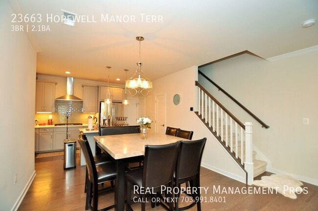 Building Photo - 23663 Hopewell Manor Terrace