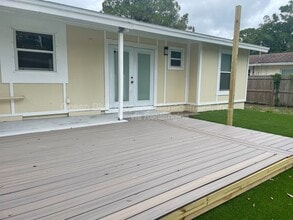 Building Photo - 4710 4th Ave S