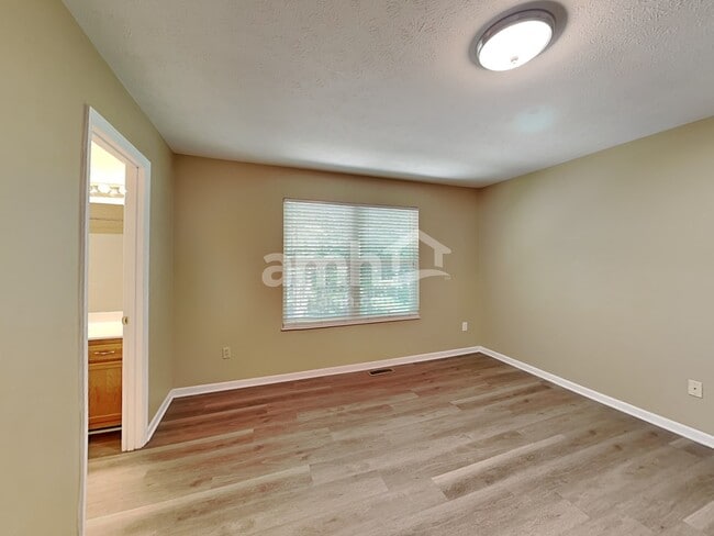 Building Photo - 4246 Muscovy Ln