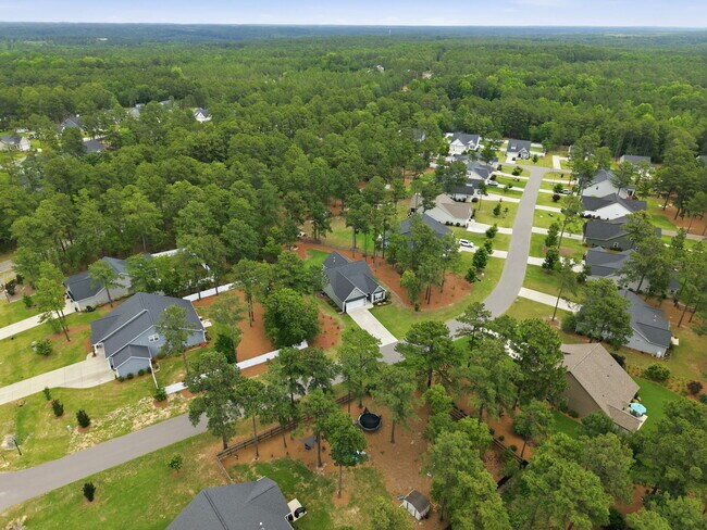 Building Photo - 511 Pondpine Ln