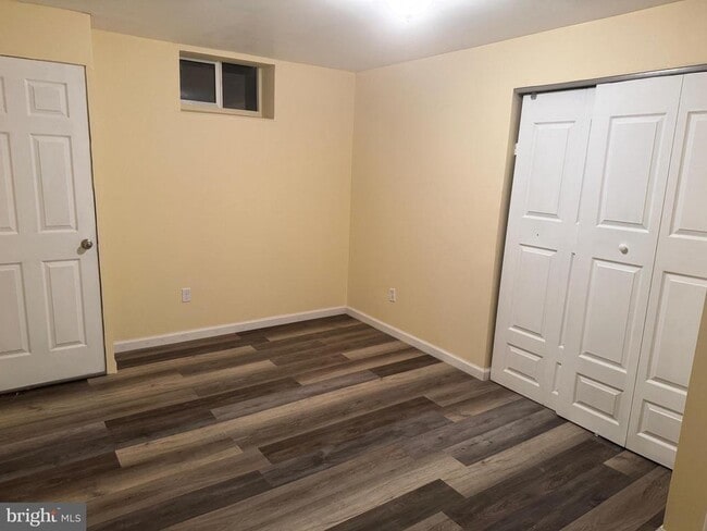 Building Photo - 8806 Braeside Dr