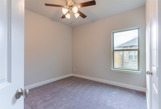 Building Photo - 7814 Willow Ct
