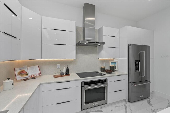 Building Photo - 7608 Antilla St