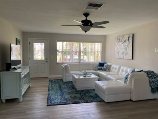 Building Photo - 13826 Antigua Dr