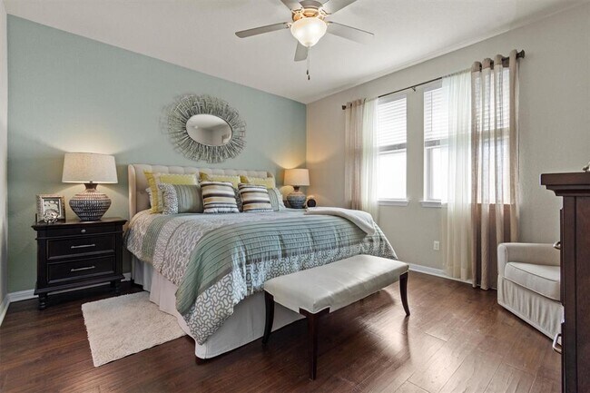 Building Photo - 109 Mountain Valley St